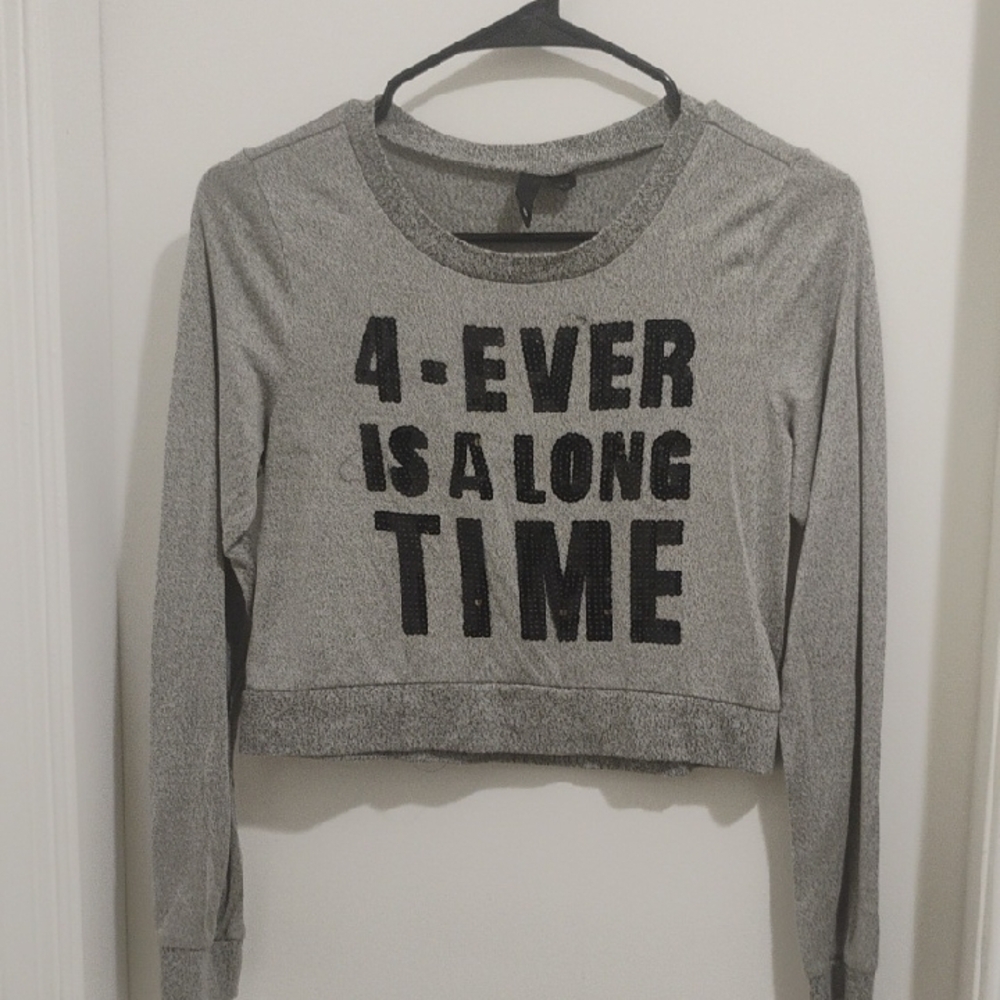 Gray Graphic Crop Top